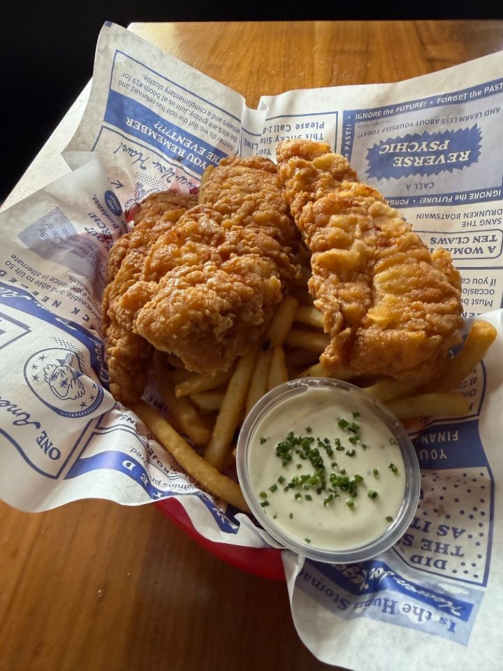 Chicken Tenders at Betelgeuse Betelgeuse Montrose